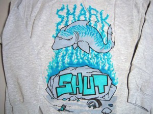 shut_shark_zip_hood4