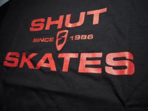 shut_skate_s_s_tee_black22