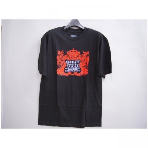 09_7_9_shut_158crest_tee_blk