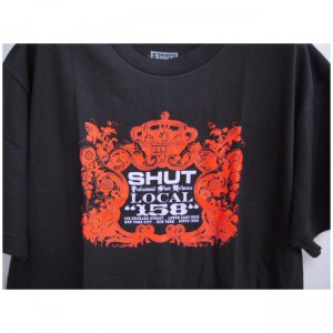 09_7_9_shut_158crest_tee_blk2