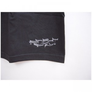 09_7_9_shut_frost_tee_black5